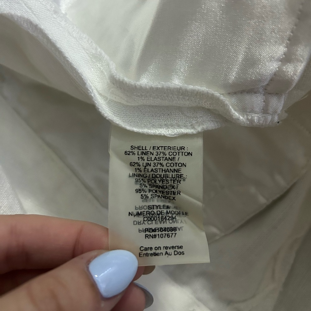 62% linen Alice and Olivia shorts - Picture 4 of 5